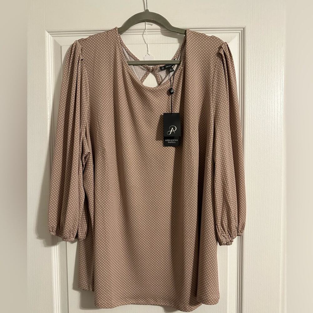 NWT Adrianna Papell dusty pink mauve polka dot blouse